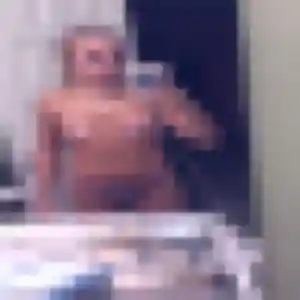 Noura, 30 ans, connectée à Tence pour une rencontre coquine