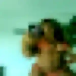 Coralie, 19 ans, en ligne à Terres-de-Haute-Charente pour une rencontre coquine