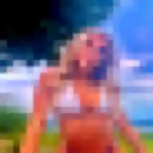 Violette, 23 ans, connectée à Thézan-lès-Béziers pour une rencontre coquine
