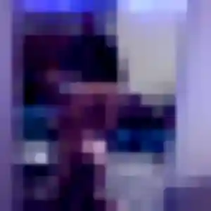 Renee, 22 ans, connectée à Uzès pour une rencontre coquine