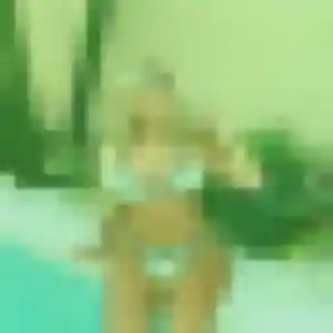 Corinne, 31 ans, en ligne à Vagney pour une rencontre coquine