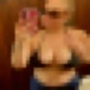 Ilona (32 ans) à Villerest cherche un rencontre adulte rapidement