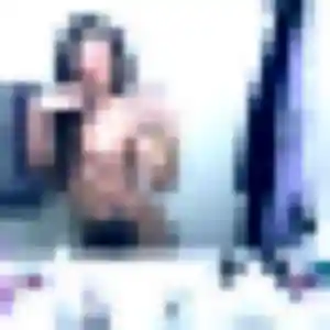 Yannick, femme de 24 ans propose rencontre adulte à Volvic